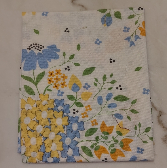 Vintage Riley Blake Yellow Blue Tan and White Floral Spring Retired Fabrics - Picture 4 of 10